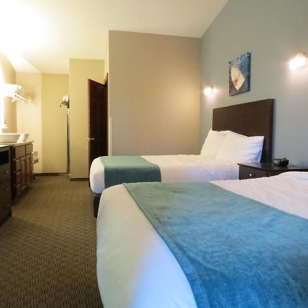 Edgewater Hotel And Suites Put-in-Bay Extérieur photo