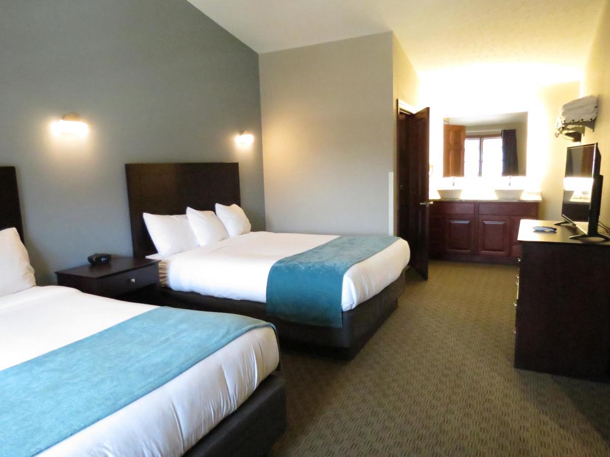 Edgewater Hotel And Suites Put-in-Bay Extérieur photo