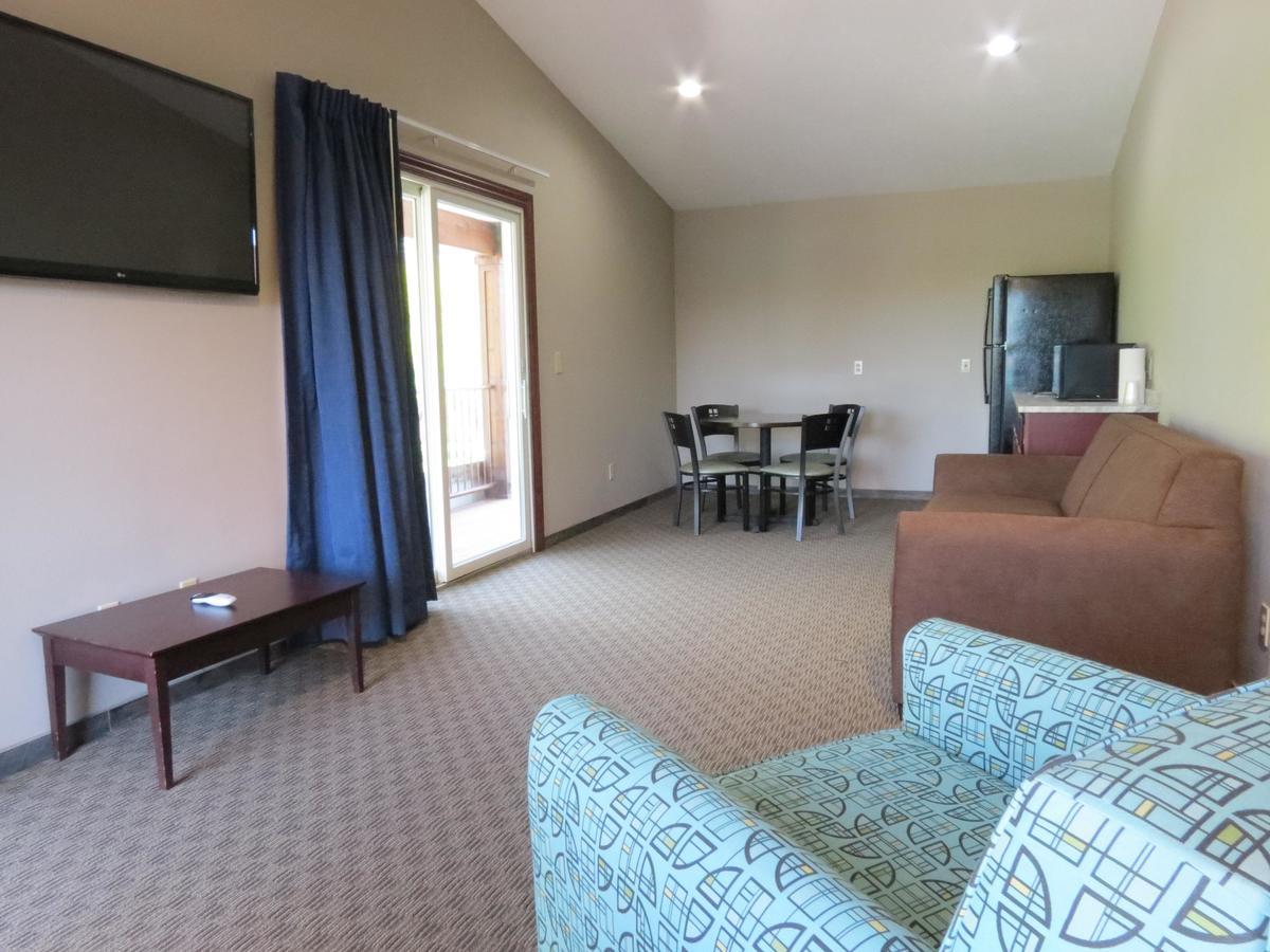 Edgewater Hotel And Suites Put-in-Bay Extérieur photo